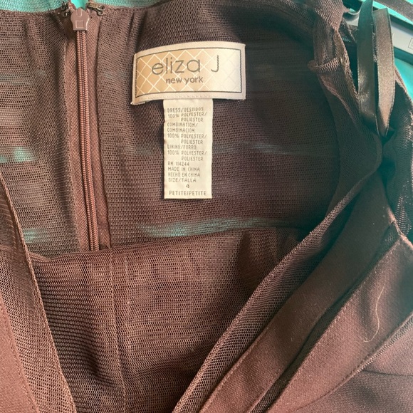 Dress eggplant color Eliza J size 4 - Picture 5 of 8